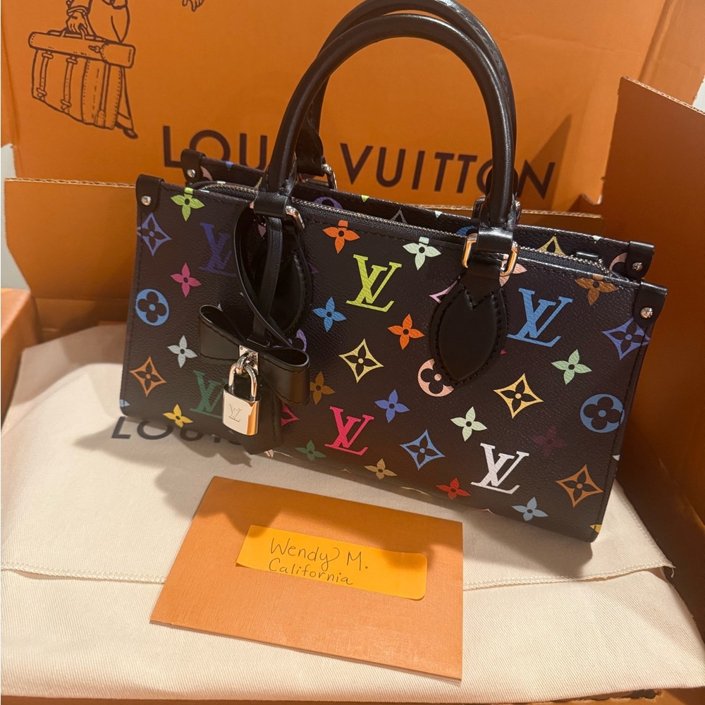 Louis Vuitton x Takashi Murakami OntheGo East-West